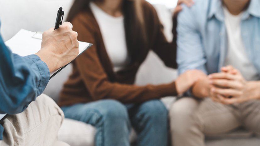 Beratung in Fachstelle gegen Sexuelle Gewalt in Unterallgäu Beratungssituation in der Fachstelle gegen Sexuelle Gewalt in Unterallgäu